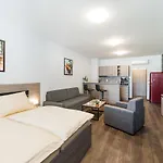 Barok And 3* Братислава