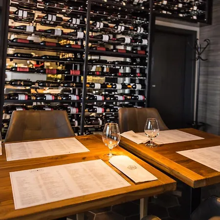 Ξενοδοχείο Barok And 3*