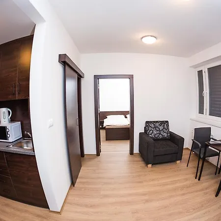 Barok And 3* Μπρατισλάβα