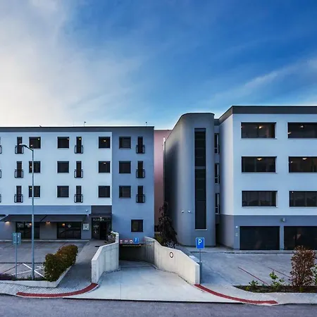 Barok And 3* Μπρατισλάβα